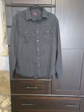UNTUCKit Men's Charcoal Long-Sleeve Button-Down Shirt